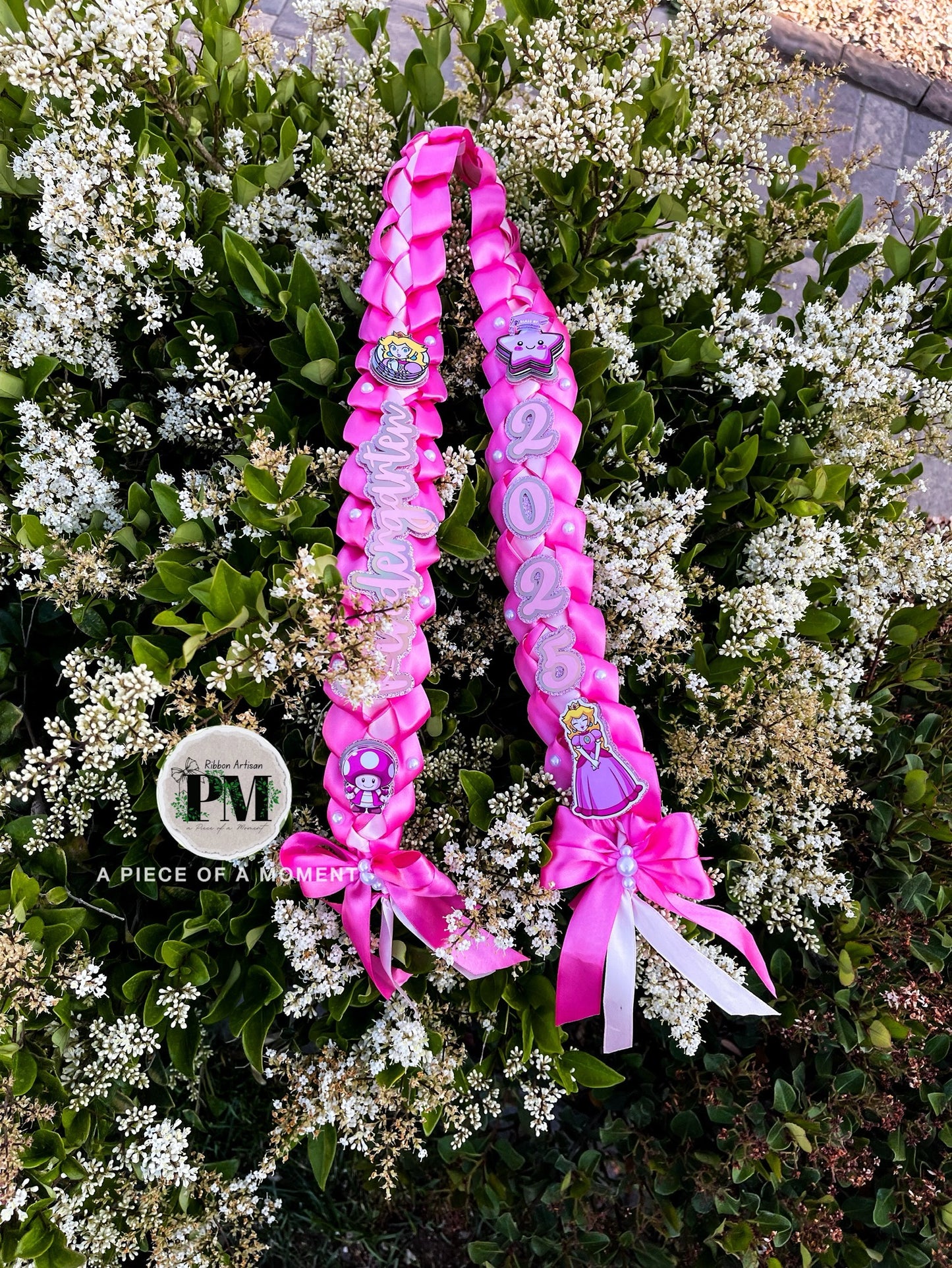 Small Graduation Lei